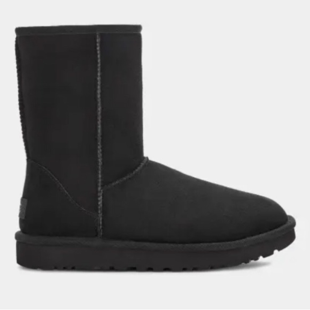 Ugg classic short boots, black size 9